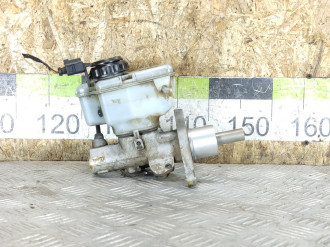 Цилиндр тормозов главный Skoda Octavia 2004 2013