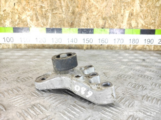 Кронштейн двигателя Skoda Fabia 2007 2015