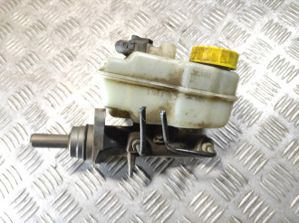 Цилиндр тормозов главный Skoda Fabia 2007 2015