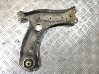 Рычаг передний левый нижний Skoda Fabia 2007 2015