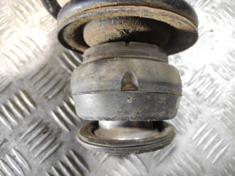 Опора переднего амортизатора Skoda Fabia 2007 2015