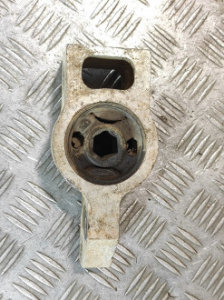 Сайлентблок Skoda Fabia 2007 2015