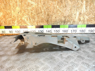 Обшивка багажника правая Skoda Octavia 2000 2011