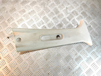 Обшивка стойки правая Skoda Octavia 2000 2011