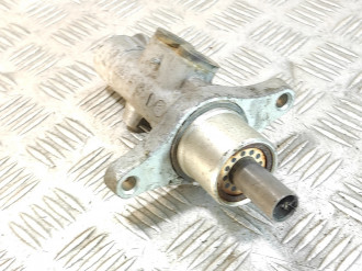Цилиндр тормозов главный Skoda Octavia 2000 2011