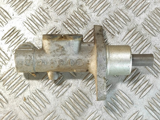 Цилиндр тормозов главный Skoda Octavia 2000 2011