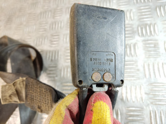 Ремень безопасности центральный задний Skoda Fabia 1997 2007