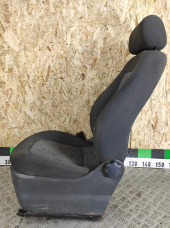 Сиденье переднее левое Skoda Fabia 1997 2007