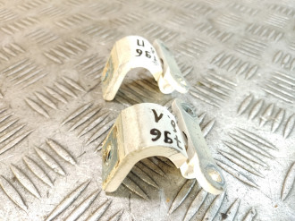 Петля багажника левая Skoda Fabia 2007 2015