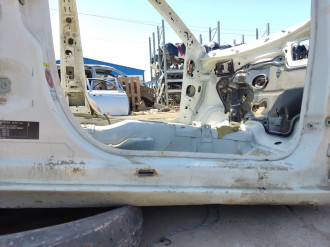 Порог со стойкой правой Skoda Fabia 2007 2015