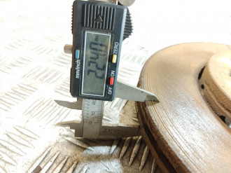 Диск тормозной передний Skoda Fabia 2007 2015