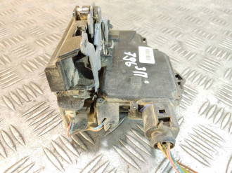 Замок двери задней правой Skoda Fabia 2007 2015