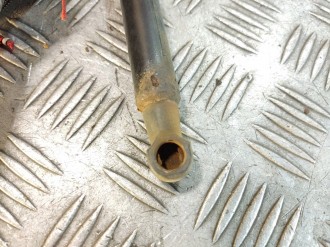 Амортизатор двери багажника Skoda Fabia 2007 2015