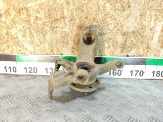 Кулак поворотный передний правый Skoda Fabia 2007 2015