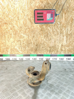 Кулак поворотный передний правый Skoda Fabia 2007 2015