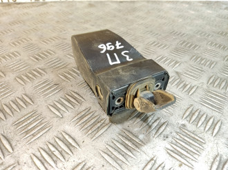 Ограничитель двери задний Skoda Fabia 2007 2015