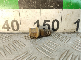 Болт Гайка колесные Skoda Fabia 2007 2015