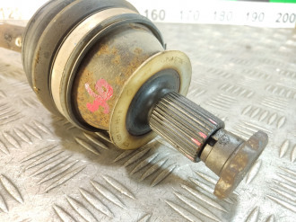 Полуось передняя левая Skoda Fabia 2007 2015