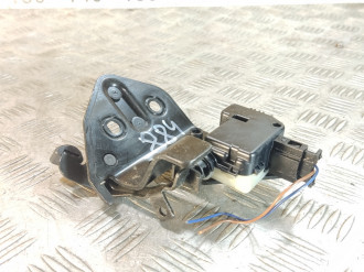 Ответная часть замка багажника Skoda Octavia 2004 2013