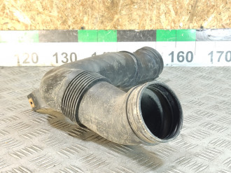 Патрубок воздушного фильтра Skoda Octavia 2004 2013