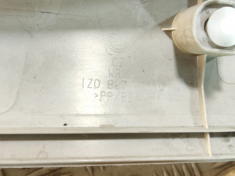 Обшивка стойки левая Skoda Octavia 2004 2013