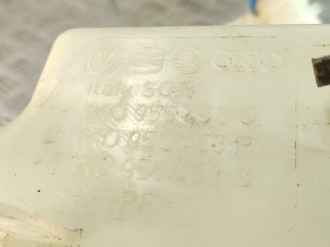 Бачок омывателя лобового стекла Skoda Octavia 2004 2013