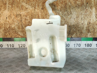 Бачок омывателя лобового стекла Skoda Octavia 2004 2013