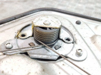 Стеклоподъемник задний левый Skoda Octavia 2004 2013