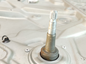 Стеклоподъемник задний левый Skoda Octavia 2004 2013