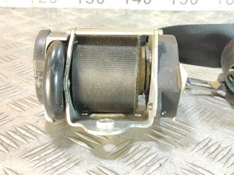 Ремень безопасности передний правый Skoda Octavia 2004 2013