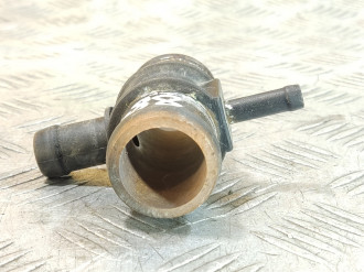 Тройник системы охлаждения Skoda Octavia 2004 2013