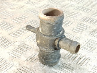 Тройник системы охлаждения Skoda Octavia 2004 2013