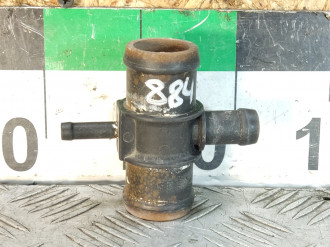 Тройник системы охлаждения Skoda Octavia 2004 2013