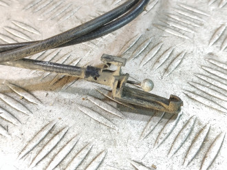 Трос открывания капота Skoda Octavia 2004 2013