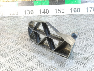 Направляющая бампера Skoda Octavia 2004 2013