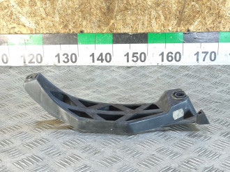 Направляющая бампера Skoda Octavia 2004 2013