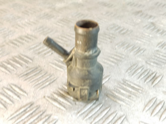 Фланец системы охлаждения Skoda Octavia 2004 2013