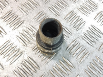 Фланец системы охлаждения Skoda Octavia 2004 2013