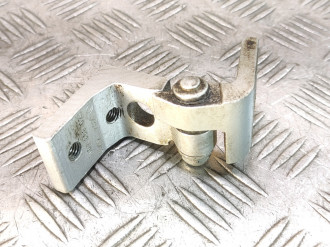 Петля двери задней левой верхняя Skoda Octavia 2004 2013