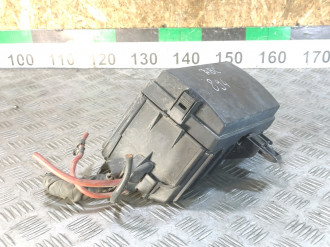 Блок предохранителей моторный Skoda Octavia 2013-2020