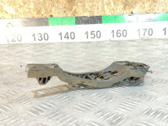 Кронштейн ручки задней правой Skoda Fabia 1997 2007