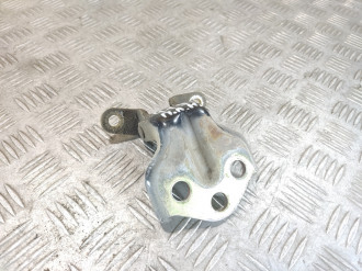 Петля двери передней левой нижняя Ssang yong Rexton 2001-2006