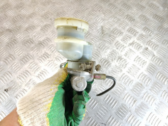 Цилиндр сцепления главный Ssang yong Rexton 2001-2006