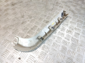 Обшивка крышки багажника Ssang yong Rexton 2001-2006