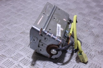 Подушка безопасности в торпедо Subaru Tribeca B9