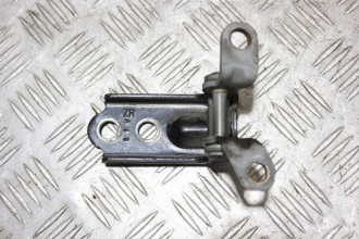 Петля двери задней левой нижняя Subaru Forester S12
