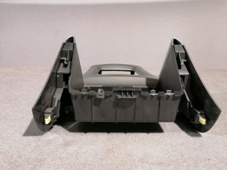 Рамка кулисы кпп Subaru Forester S12