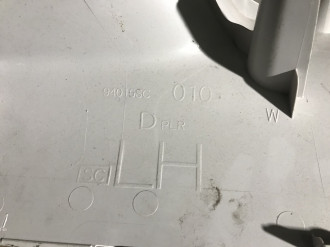 Обшивка багажника левая Subaru Forester S12