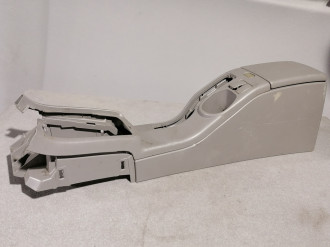 Подлокотник Subaru Forester S11