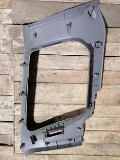 Обшивка стойки левая Subaru Forester S11